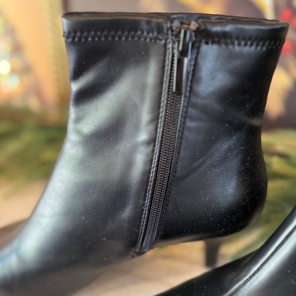 Impo Stretch Black Square-Toe Ankle Boots with Kitten Heel - Picture 3 of 11